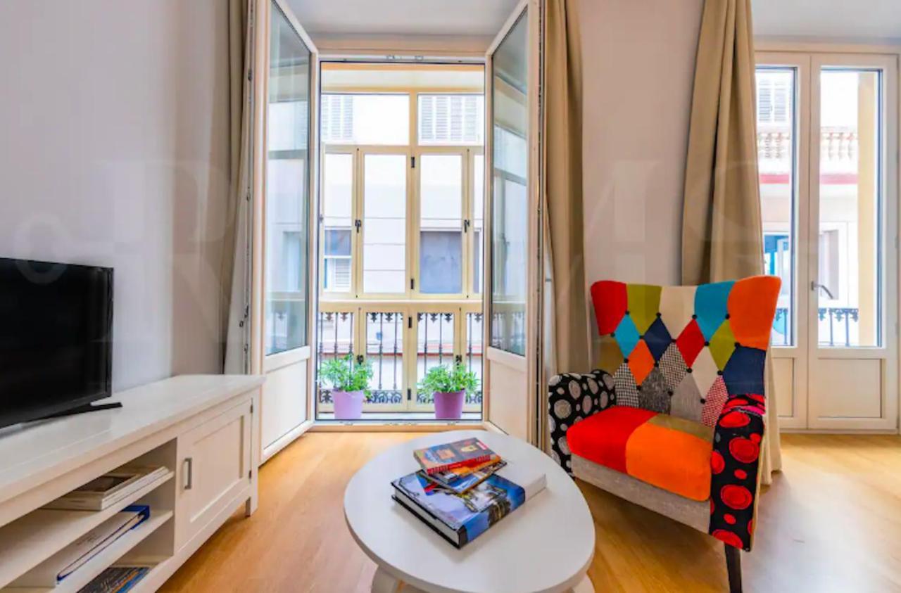 Holidays2malaga Capitan Renovated With Patio & Balconies In The Center Apartment *