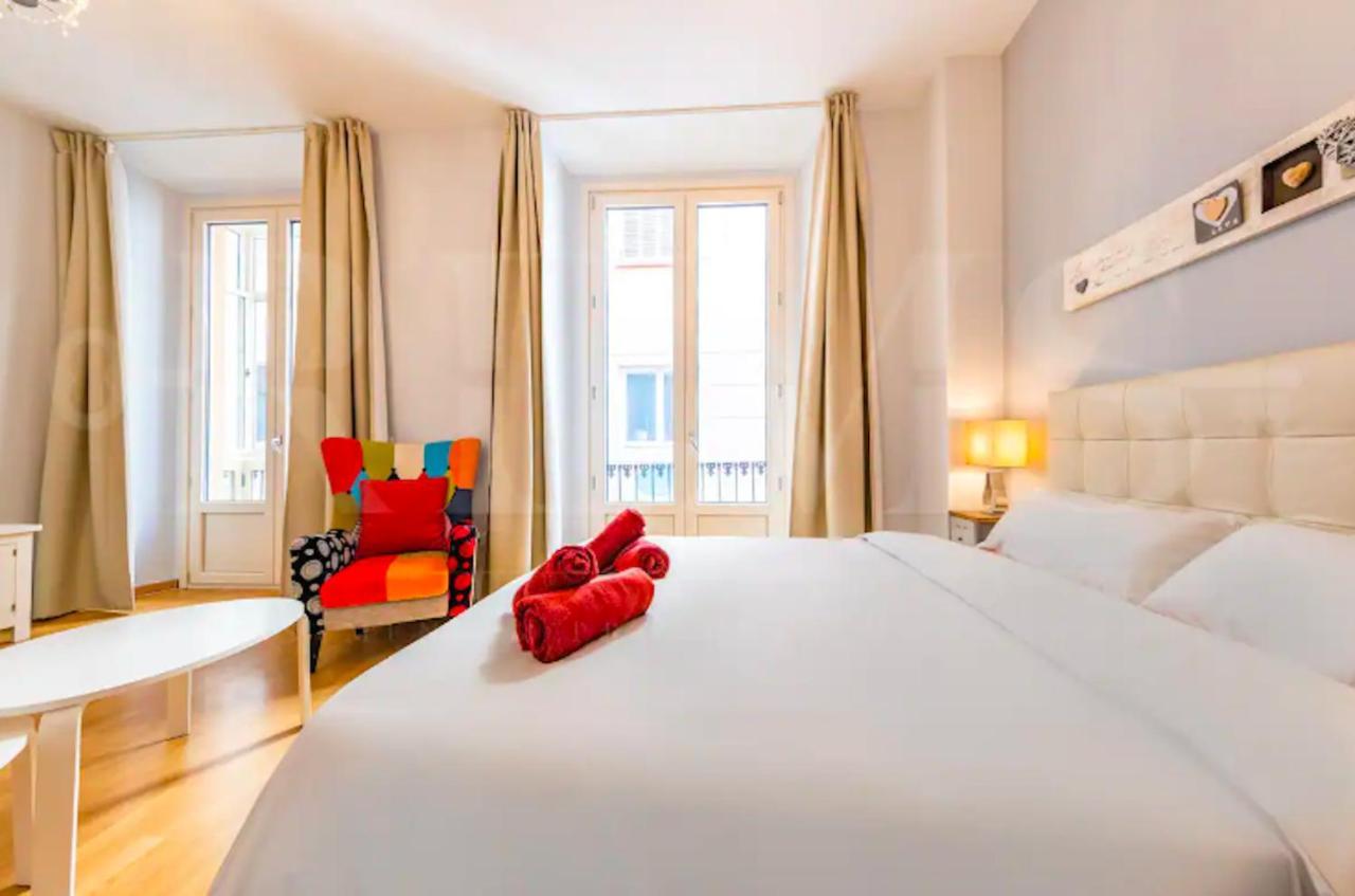 Lejlighed Holidays2malaga Capitan Renovated With Patio & Balconies In The Center